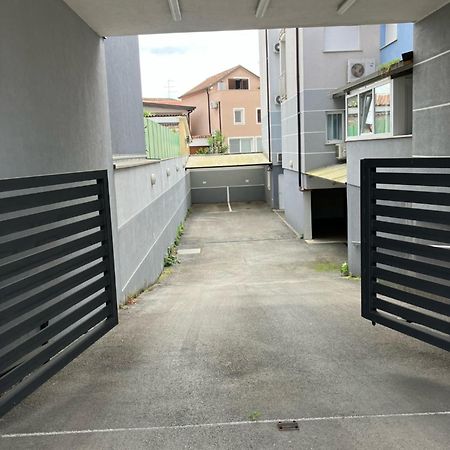 Apartment Capriati With Parking Garage Umag Eksteriør bilde